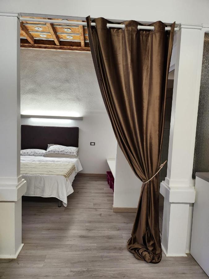 Mansarde & Suite Maison 1706 Lago Orta Borgomanero Zewnętrze zdjęcie