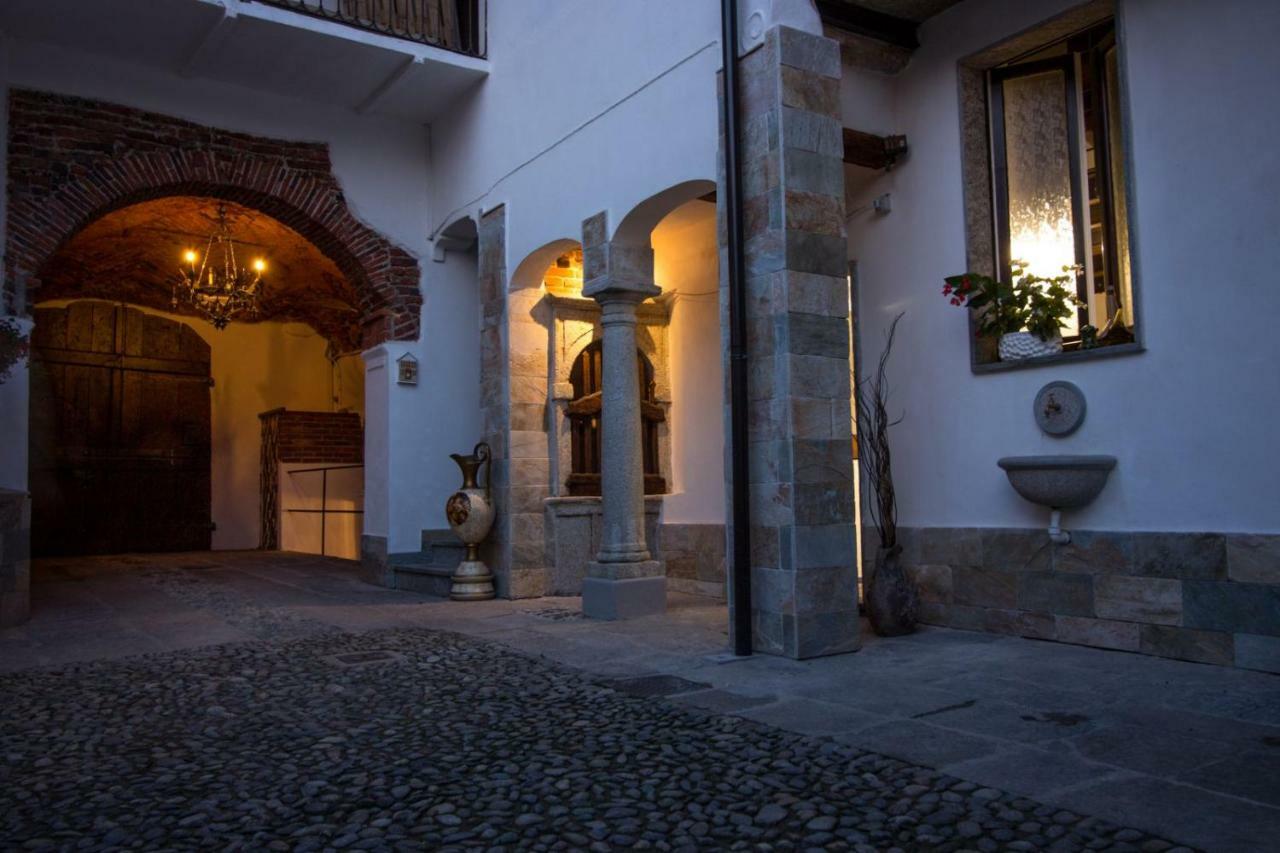 Mansarde & Suite Maison 1706 Lago Orta Borgomanero Zewnętrze zdjęcie