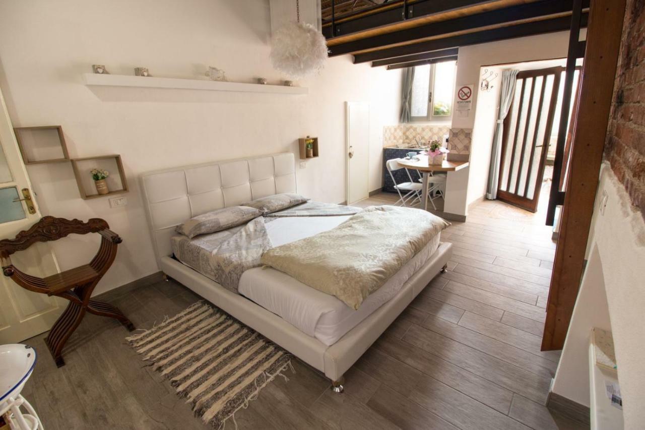 Mansarde & Suite Maison 1706 Lago Orta Borgomanero Zewnętrze zdjęcie