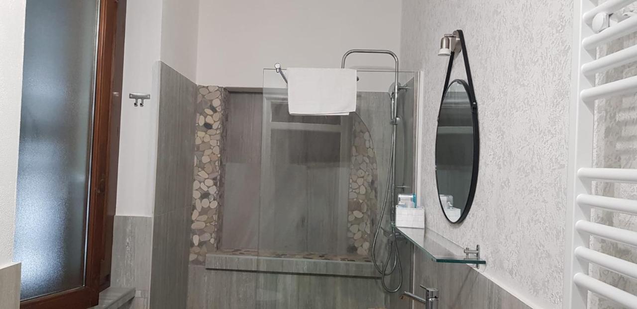 Mansarde & Suite Maison 1706 Lago Orta Borgomanero Zewnętrze zdjęcie