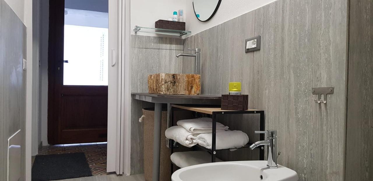 Mansarde & Suite Maison 1706 Lago Orta Borgomanero Zewnętrze zdjęcie