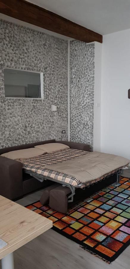 Mansarde & Suite Maison 1706 Lago Orta Borgomanero Zewnętrze zdjęcie